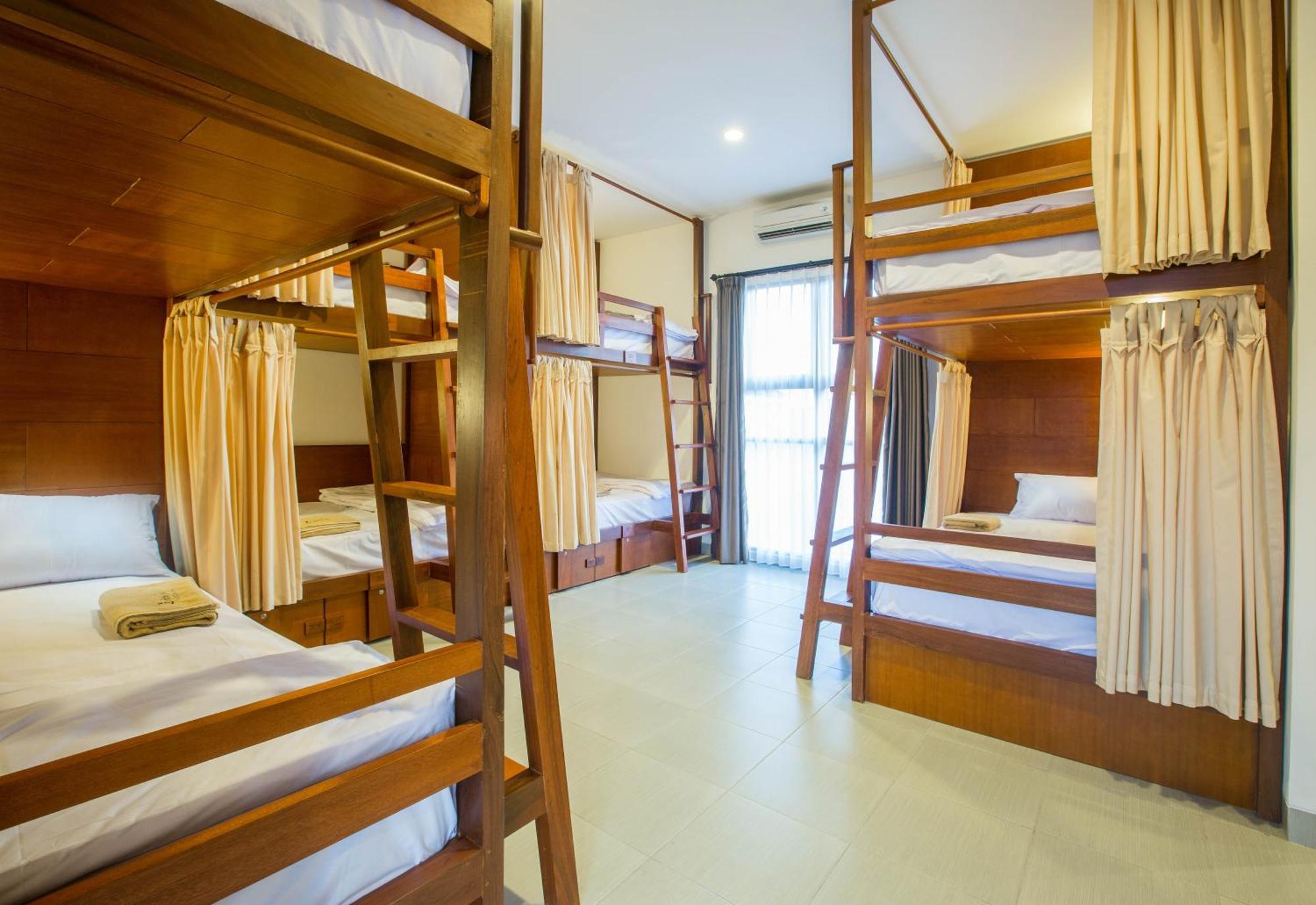 Pudak Sari Unizou Hostel Kuta Lombok Exterior foto
